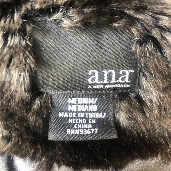 A.N.A. BLACK  COAT  FAUX FUR COLLAR SIZE MEDIUM - Picture 5 of 13